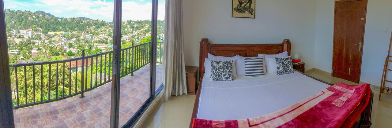 Angel Tower Bed and Breakfast Kandy Esterno foto
