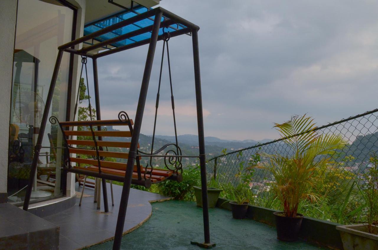 Angel Tower Bed and Breakfast Kandy Esterno foto
