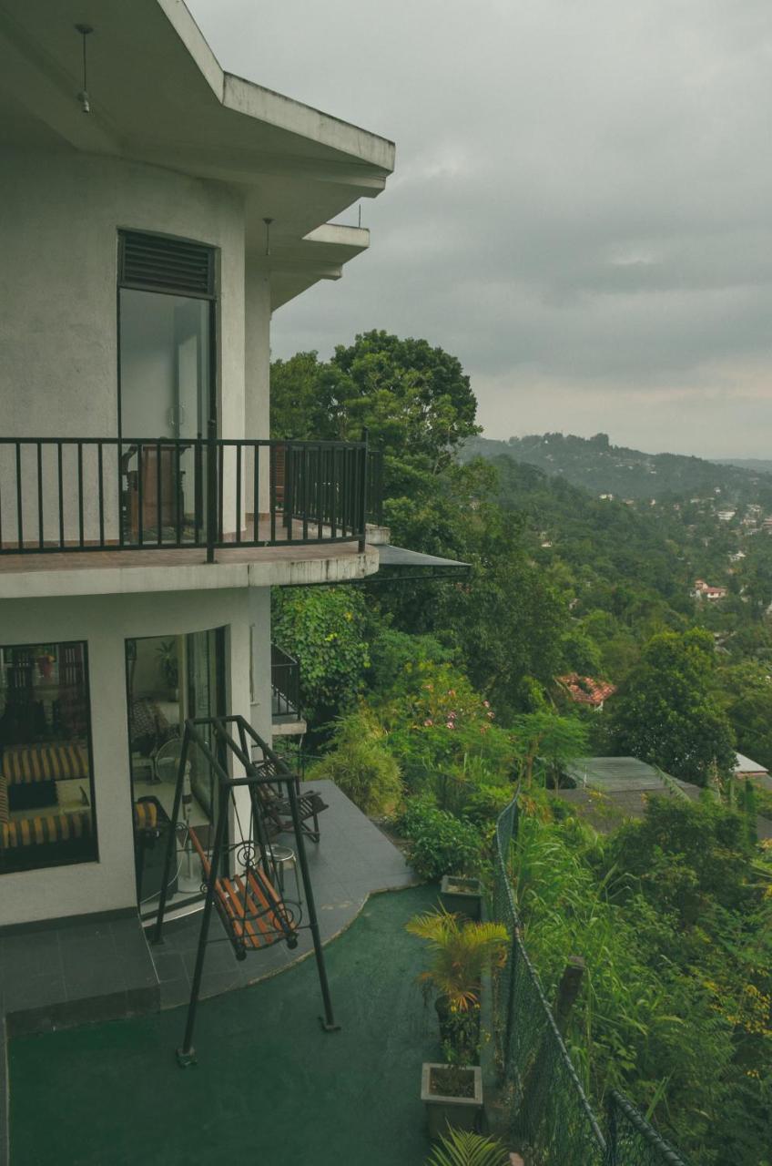 Angel Tower Bed and Breakfast Kandy Esterno foto