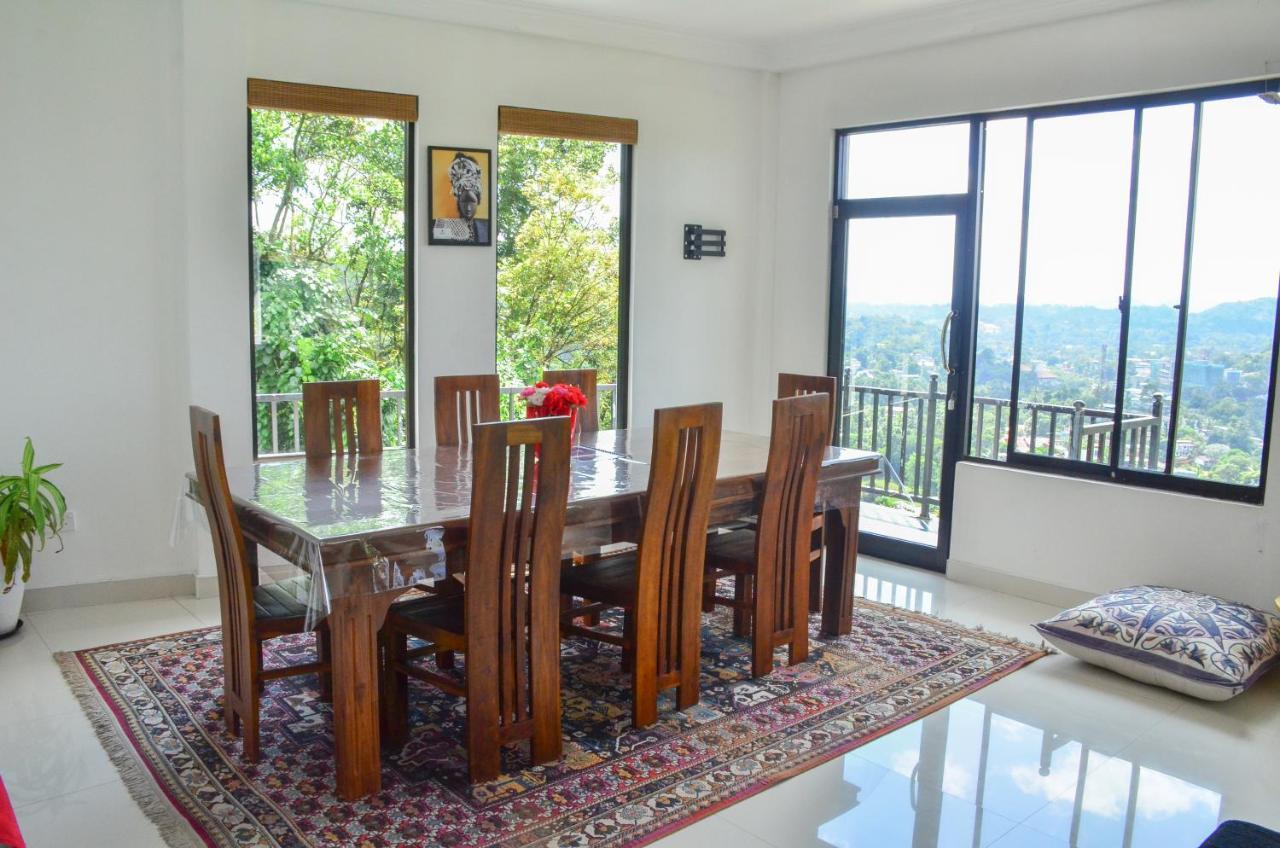 Angel Tower Bed and Breakfast Kandy Esterno foto