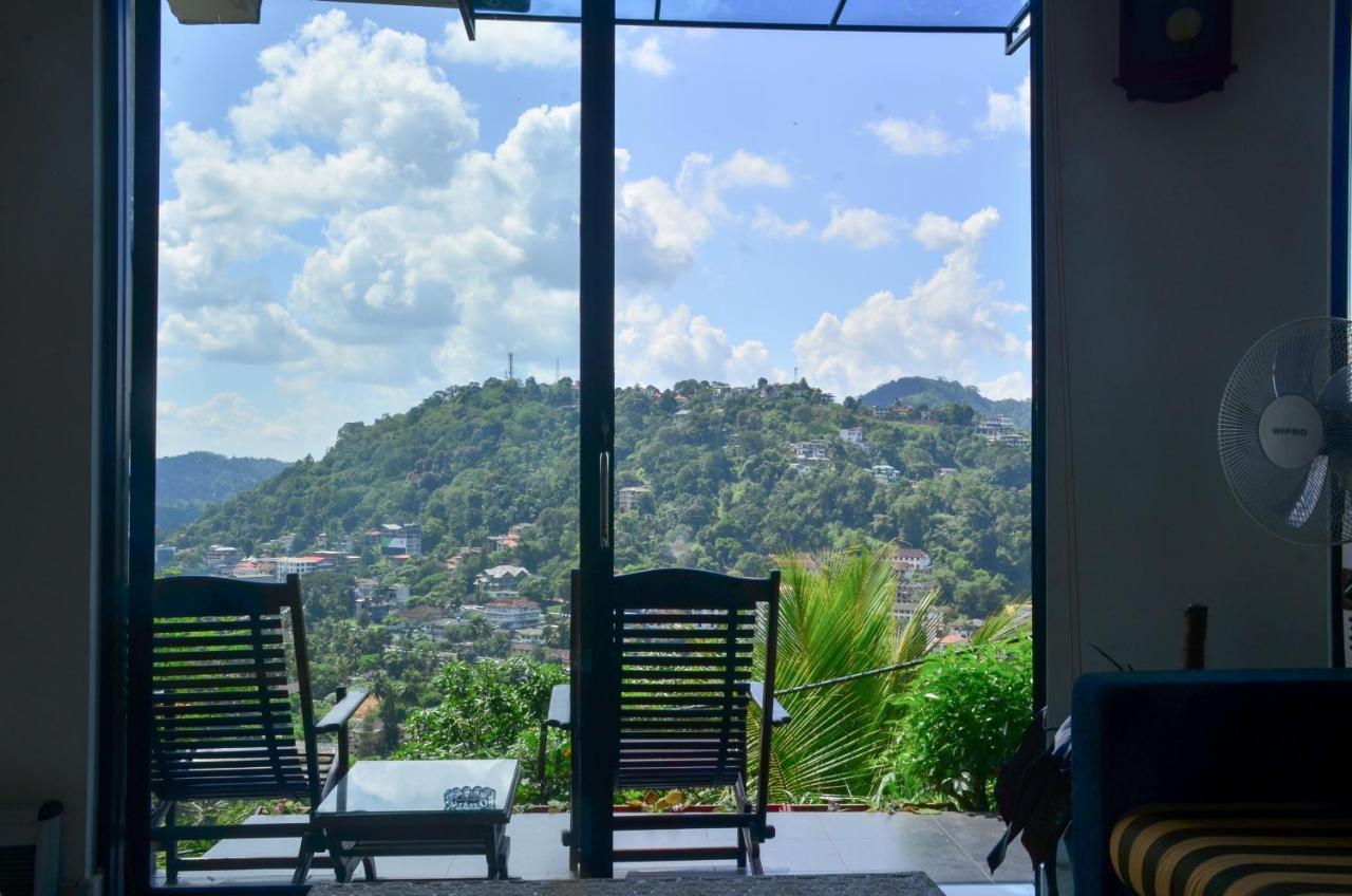 Angel Tower Bed and Breakfast Kandy Esterno foto