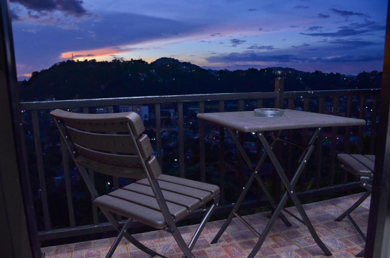 Angel Tower Bed and Breakfast Kandy Esterno foto